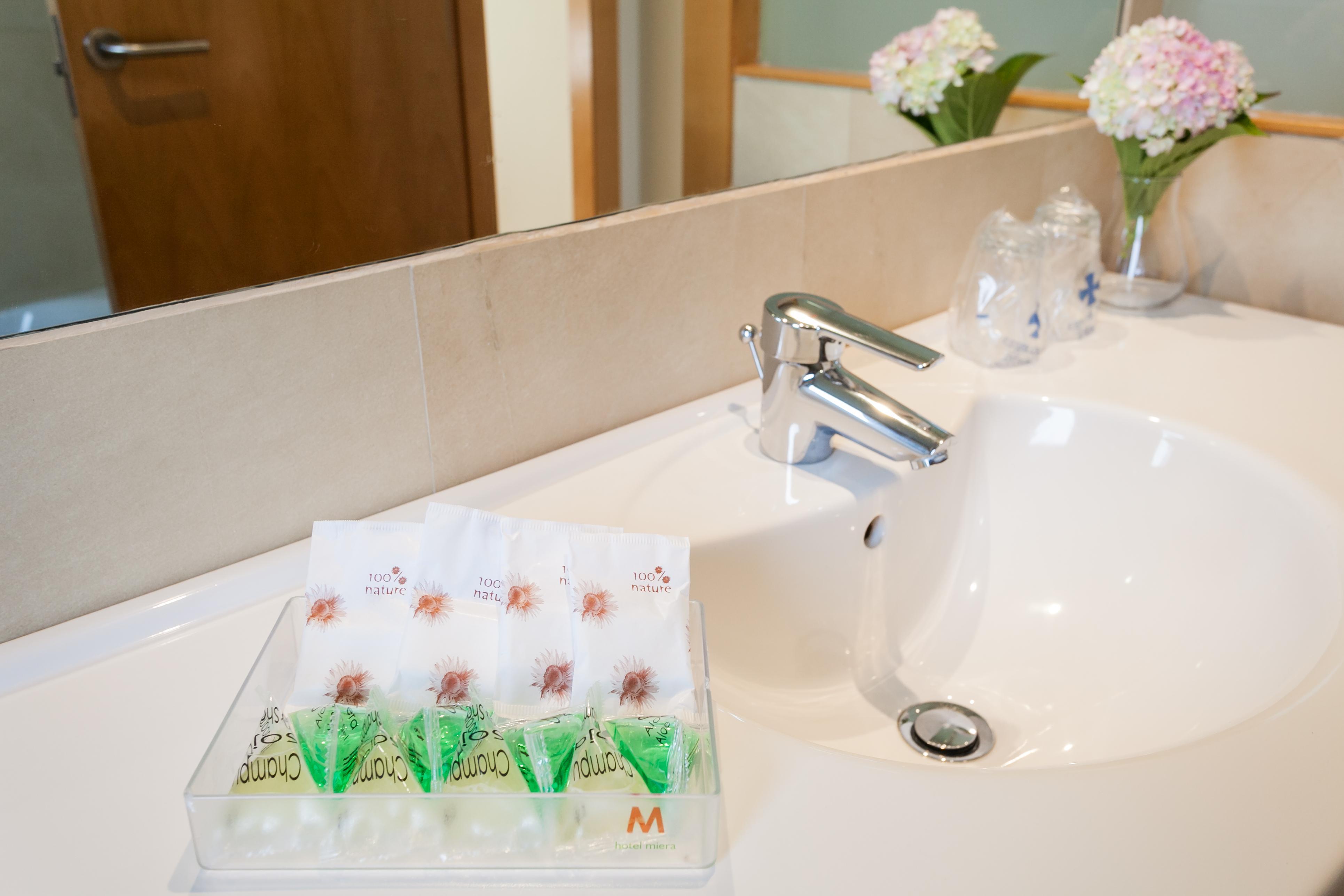 Hotel Miera Lierganes Ngoại thất bức ảnh